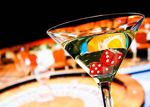 Smartphone screen showing low-latency live stream of Texas Hold'em Bonus dealer